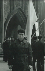 プロフィール4