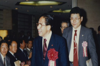 プロフィール4